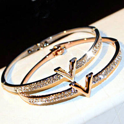 Designer Style Micro Inlaid Zircon Bracelet