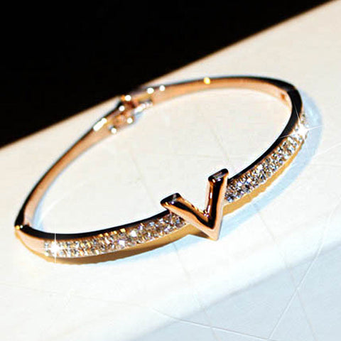 Designer Style Micro Inlaid Zircon Bracelet